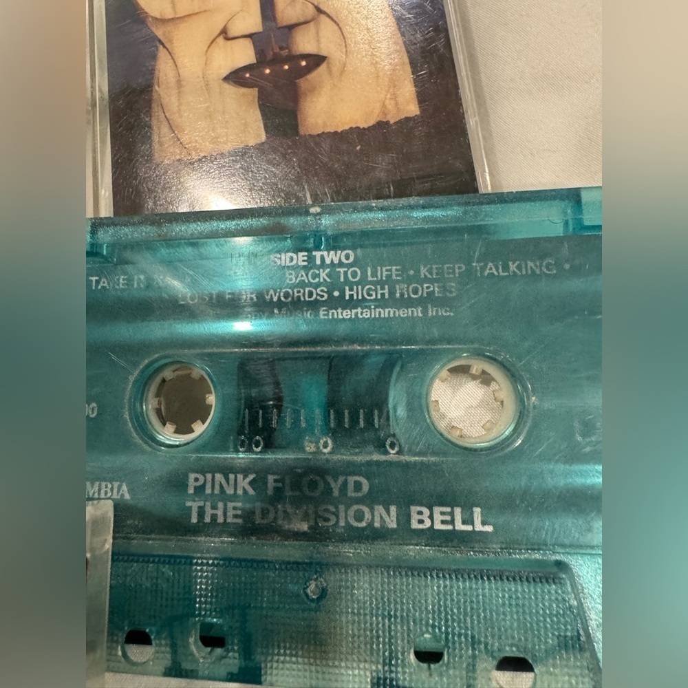 Lot of (3) Vintage Pink Floyd Cassette Tapes - Picture 5 of 6